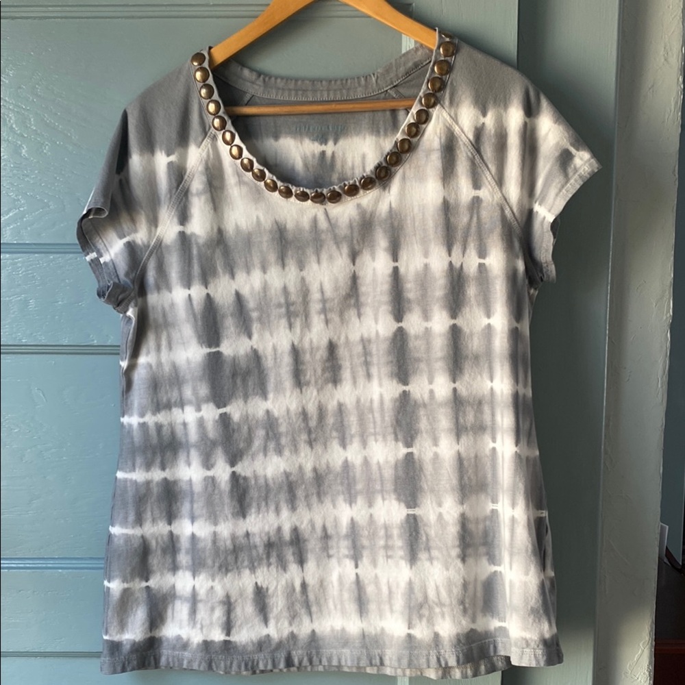 Soft Surroundings Gray and White Relaxed Graphic T-Shirt